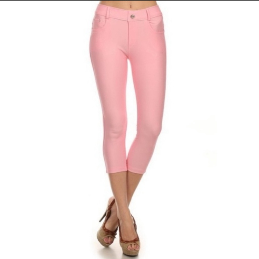 NEW- Capri Jeggings - pink